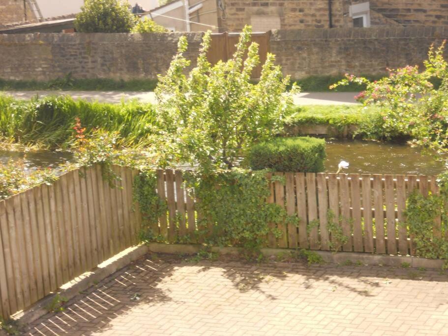 The Staithe By The Canal. Apartment Lancaster Bagian luar foto